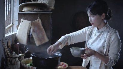 Thu 120.000 USD mỗi tháng dù ngừng ra video, ngành sáng tạo nội dung vẫn "hot"?