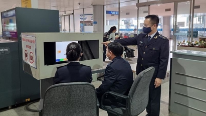 Customs departments work to prevent smuggling by air