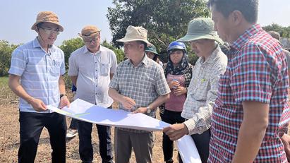 Chính phủ nên "giao thẳng" cho các địa phương giải phóng mặt bằng