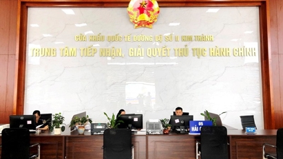 Lào Cai chính thức kích hoạt cửa khẩu số