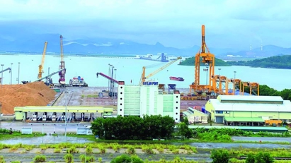 Quang Ninh withdraws logistics service area project