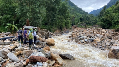 Hỗ trợ khẩn cấp cho người dân bị thiệt hại do mưa lũ tại Lào Cai