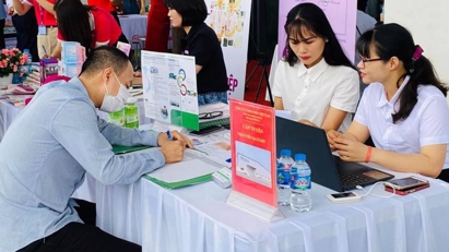 Hanoi needs 35,000-45,000 workers in Q4