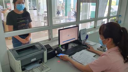 Bảo hiểm y tế sẽ thanh toán cho bệnh nhân khi phải mua thuốc, vật tư y tế bên ngoài do bệnh viện thiếu