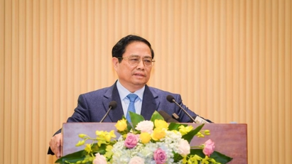 PM seeks effective credit solutions to boost production and trade