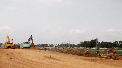 Construction of Dien Chau - Bai Vot expressway section behind schedule