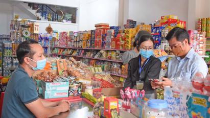 Ngưỡng thu thuế cá nhân và hộ kinh doanh quá lạc hậu, tranh luận mức thu hợp lý