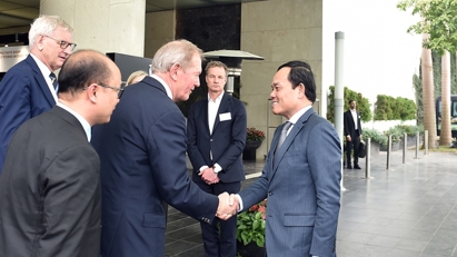 Vietnam prioritizing investment attraction to the digital economy