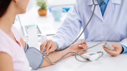 Nhiều phòng khám tại Hà Nội bị thu hồi giấy phép hoạt động khám bệnh, chữa bệnh
