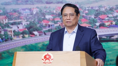 PM asks to complete 3,000 km of expressways before December, 2025