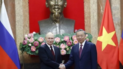 Vietnam, Russia agree to boost economic ties: President