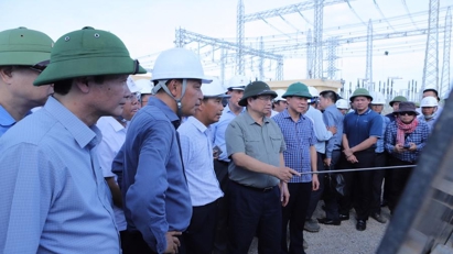 PM asks to accelerate construction of 500kV transmission line