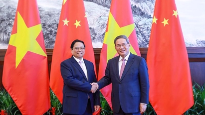 China pledges to further open doors for Vietnamese goods: Premier Li