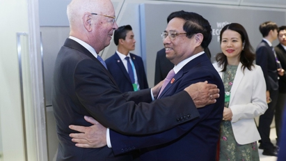 PM meets with WEF Founder and Executive Chairman