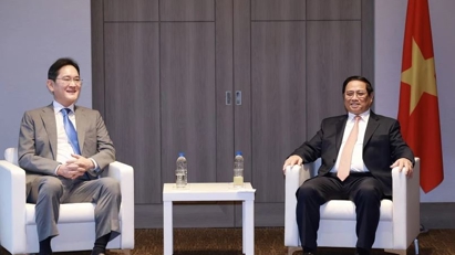PM receives Samsung Electronics leader in Seoul