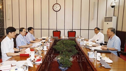 Party chief asks for measures to remove obstacles for businesses