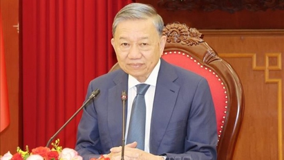 Vietnamese, Russian leaders hold phone talks