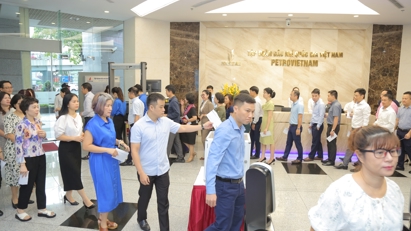 Petrovietnam ủng hộ đồng bào các địa phương bị ảnh hưởng bởi bão số 3 - Yagi