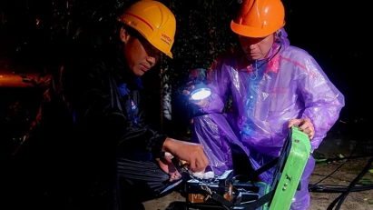 Nỗ lực khôi phục mạng viễn thông sau thiệt hại bão Yagi