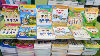 Kiến nghị lấp “lỗ hổng” trong đấu thầu sách giáo khoa