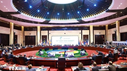 PM attends East Asia, ASEAN-UN summits