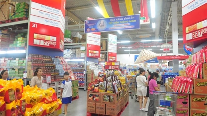 "Vietnamese people prioritize Vietnamese goods" campaign fruitful