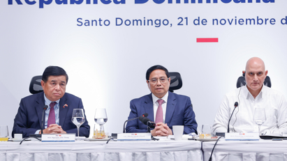 Thủ tướng đề nghị triển khai ngay các dự án thương mại, đầu tư Việt Nam - Dominica