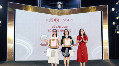 Masterise Homes trao sổ hồng cho chủ nhân nhà phố thương mại SOHO, The Global City