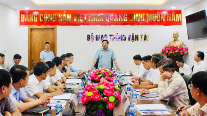 Bộ trưởng Trần Hồng Minh chỉ đạo tập trung nguồn lực, đảm bảo tiến độ các dự án cao tốc phía Nam