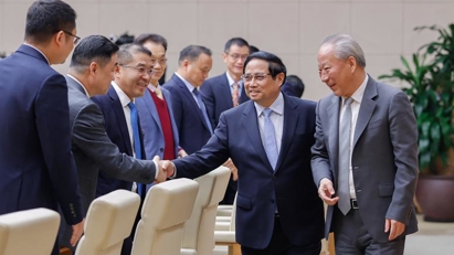 PM encourages Chinese enterprises to join major projects in Vietnam