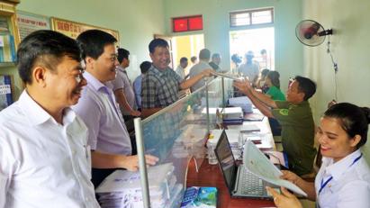 Hà Tĩnh thực hiện chính sách hỗ trợ người lao động khi tải bet88, tinh gọn bộ máy