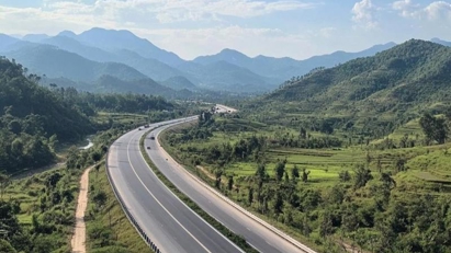 Majority of the Van Phong - Nha Trang expressway expected to open to traffic from January 10
