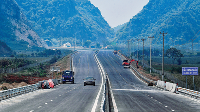 Ministry proposes public investment for Quy Nhon - Pleiku Expressway