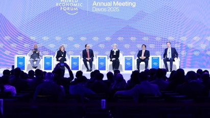 Prime Minister shares vision for successful ASEAN in smart era