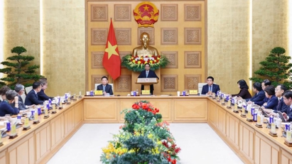 PM chairs a dialogue with European enterprises in Vietnam