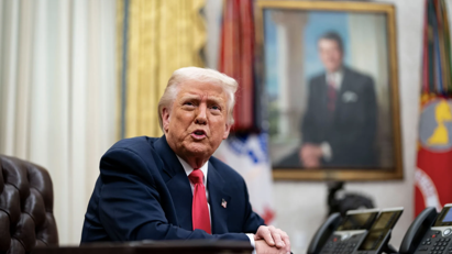 Ông Trump tiếp tục nhượng bộ Mexico và Canada, tuyên bố không lo chứng khoán sụt giảm