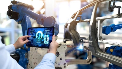  Vietnam's manufacturing embraces smart tech