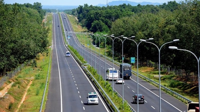 Overloaded HCMC-Long Thanh Expressway set for expansion