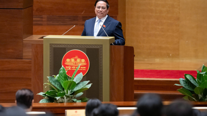 PM urges resolve to achieve economic size of over $500 billion