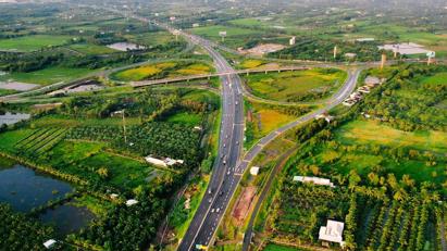Đề xuất hơn 44.300 tỷ đồng đầu tư đường cao tốc Quảng Ngãi - Kon Tum