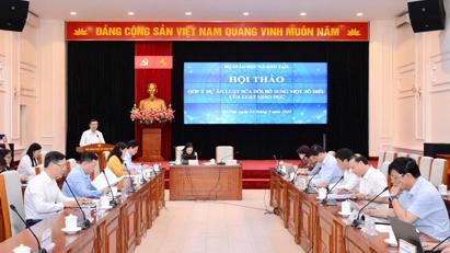 Bỏ bằng tốt nghiệp THCS, giao cho Hiệu trưởng thẩm quyền xác nhận học sinh hoàn thành chương trình