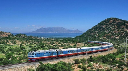 Government sets timeline for Lao Cai - Hanoi - Hai Phong railway project