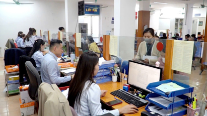 Các trường hợp người lao động bị và không bị chấm dứt hưởng trợ cấp thất nghiệp 