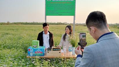 Đưa công nghệ livestream đến vùng sâu, vùng xa