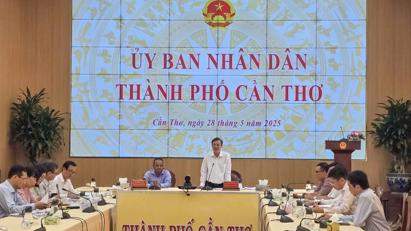 Cần Thơ, Sóc Trăng và Hậu Giang họp bàn về chỉ tiêu phát triển kinh tế - xã hội giai đoạn 2025 –2030