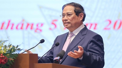 Prime Minister chairs  dialogue with businesses