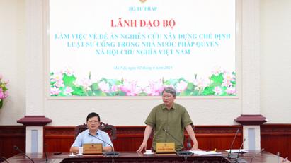 Hoàn thiện chính sách, làm rõ chức năng, nhiệm vụ, quyền hạn của luật sư công