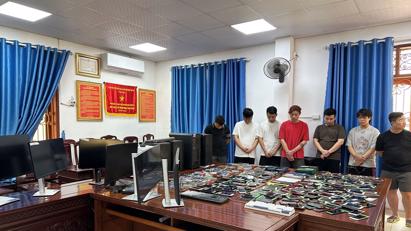 Đường dây mua bán 3.000 tài khoản ngân hàng bị bóc gỡ: Hé lộ chiêu trò dụ học sinh, sinh viên