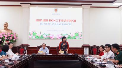 Cần quy định cụ thể về mô hình vận hành tổ hợp báo chí truyền thông chủ lực đa phương tiện
