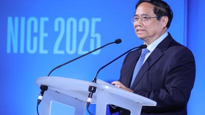 Vietnam calls for united global action to protect delta regions